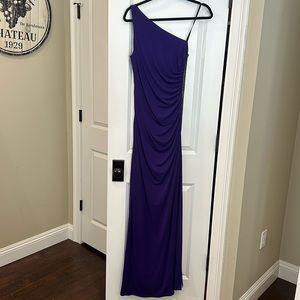 Laundry by Shelli Segal Long, Purple Dress. Size 6
